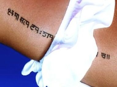 Tatuajes En La Cadera De Rihanna