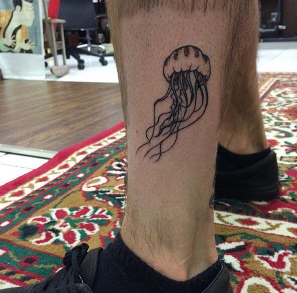 Pequeños Tatuajes De Medusas