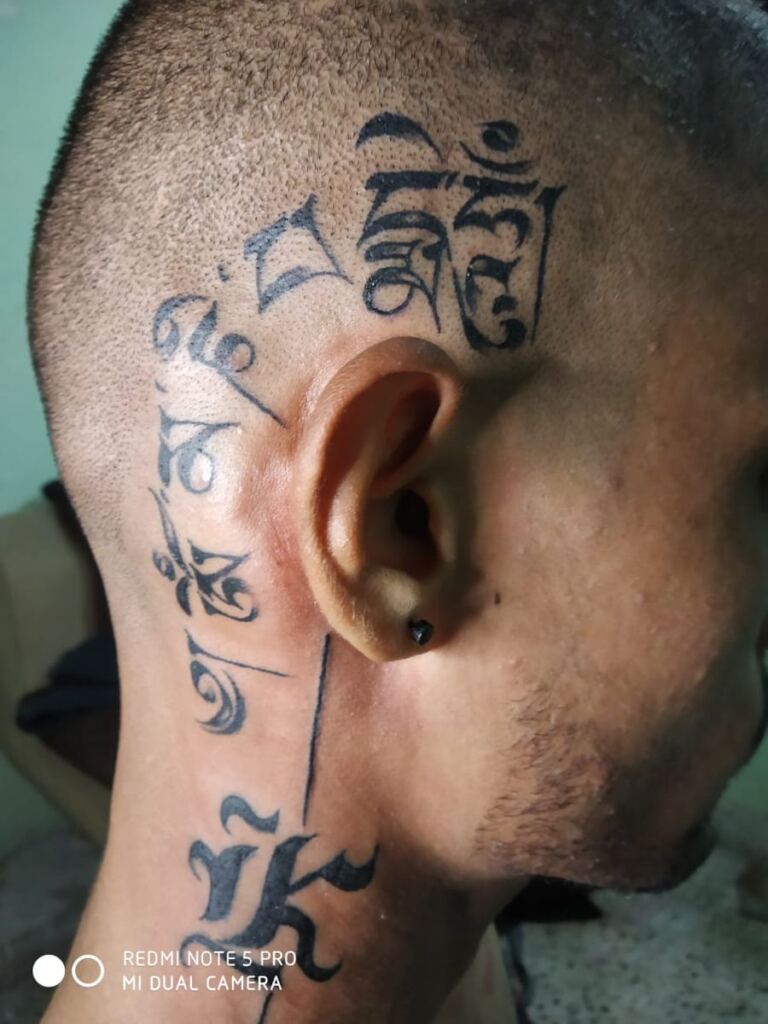 Ideas de tatuajes Om Mani Padme Hum 27