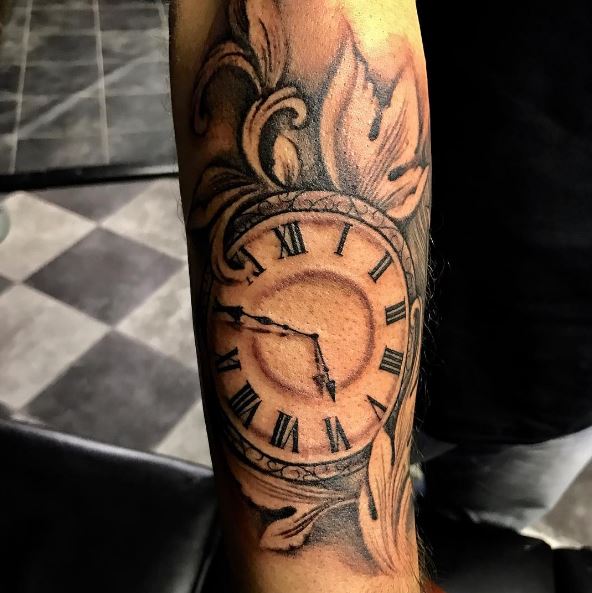 Mejor diseño de tatuajes de relojes Pocekt