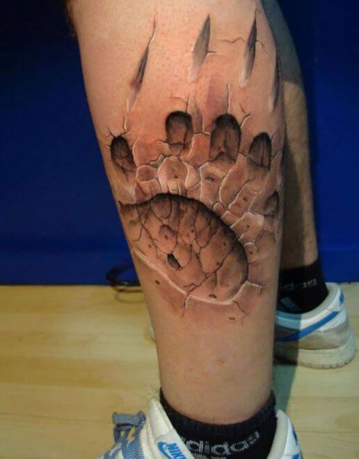 Tatuaje con estampado de pata Panda aburrido