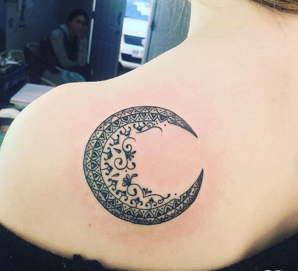 Tatuaje De Luna Creciente