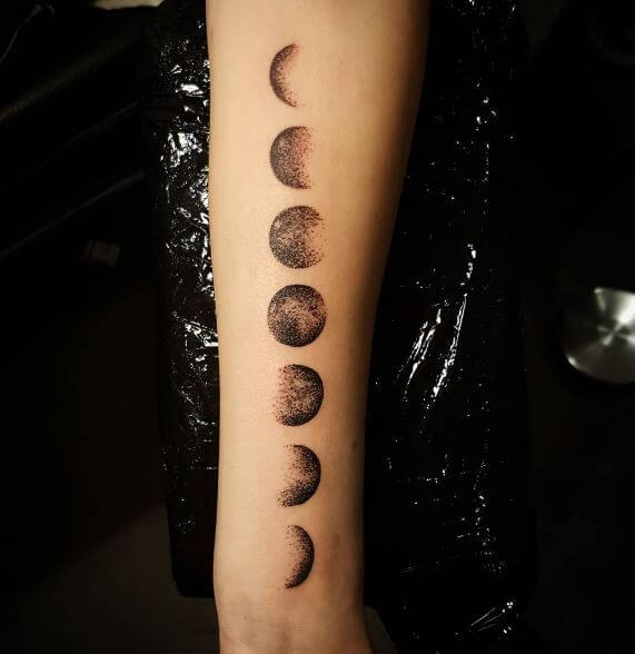 Tatuaje De Fases De La Luna