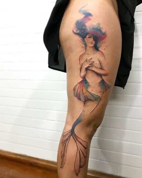 Tatuaje de sirena en la pierna 13