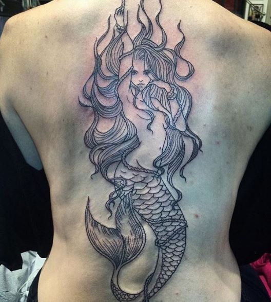 Tatuaje de sirena en el cuerpo 6