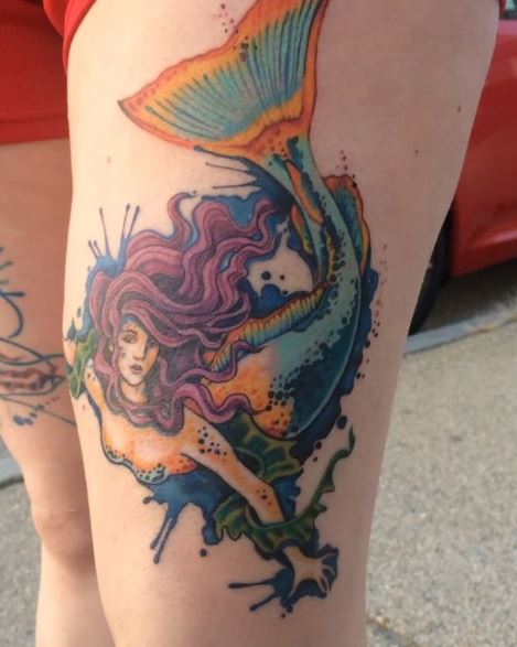Tatuaje de sirena en la pierna 4