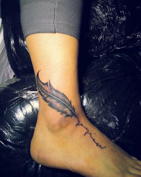 Tatuajes De Plumas En El Tobillo