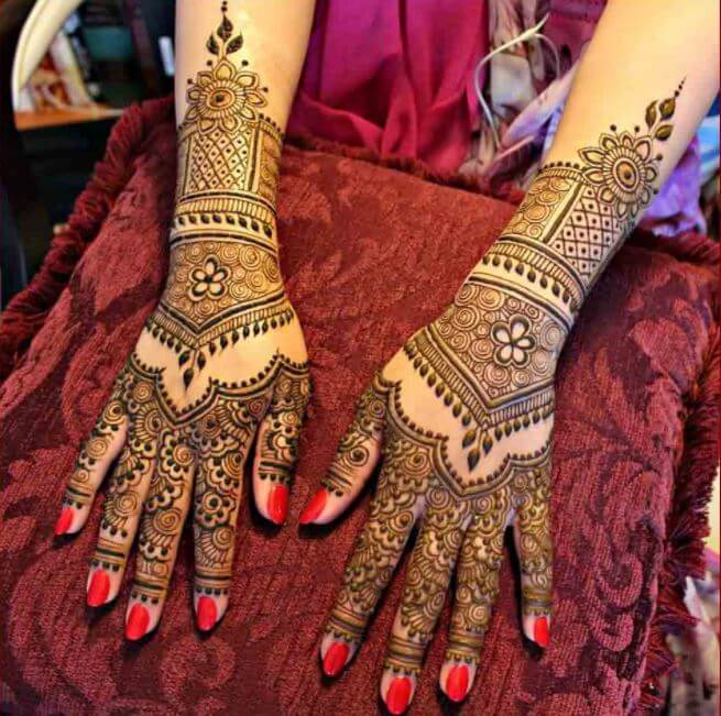 Diseños nupciales de Mehndi