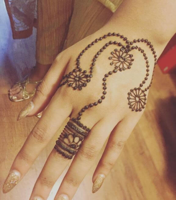 Diseños fáciles de Mehndi para niños