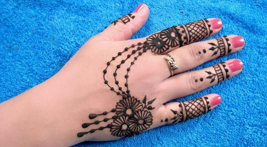 Mehndi Designs 2018 Último