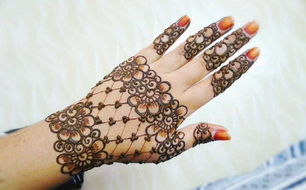 Diseños Mehndi Para Mano