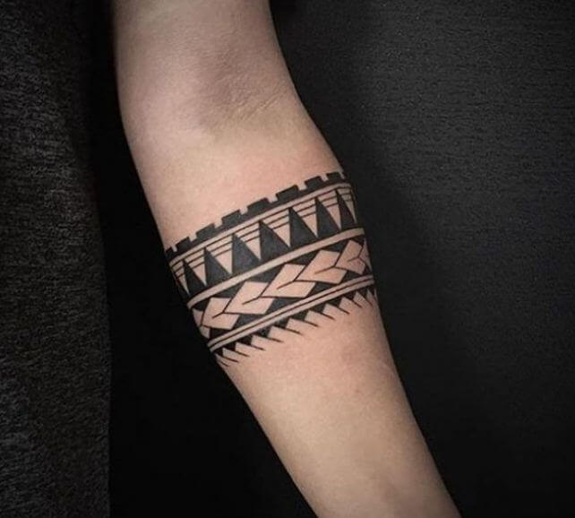 Tatuaje De Brazalete Tribal