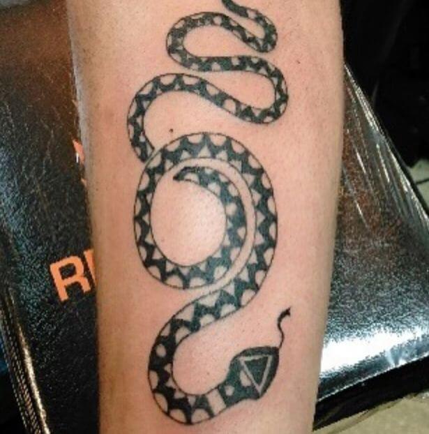 Tatuaje De Serpiente Tribal