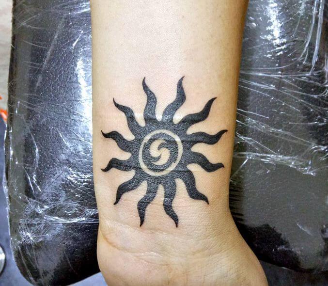 Tatuaje De Sol Tribal