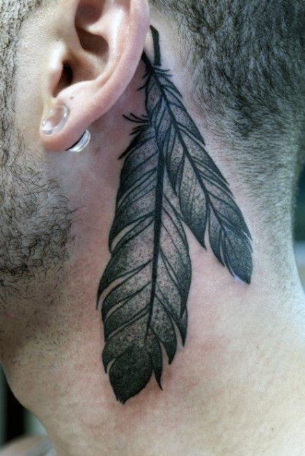 Tatuajes De Plumas En La Espalda En El Cuello