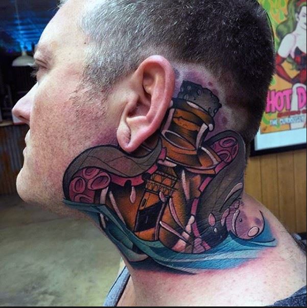 Tatuaje en el cuello, color de estilo escolar nuevo de faro con pulpo