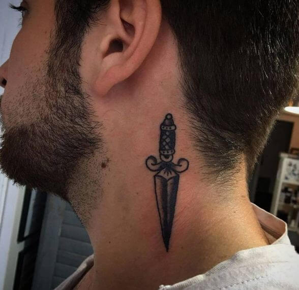 Tatuajes De Dagas En El Cuello