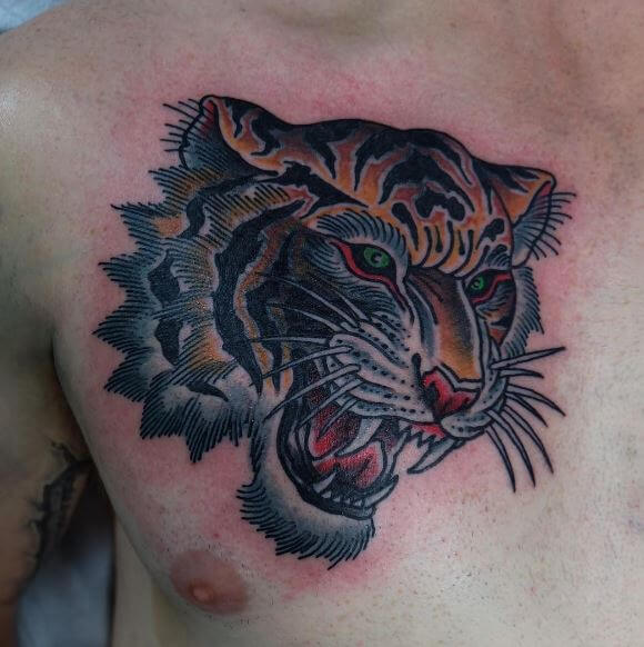 Tatuaje De Tigre En El Pecho