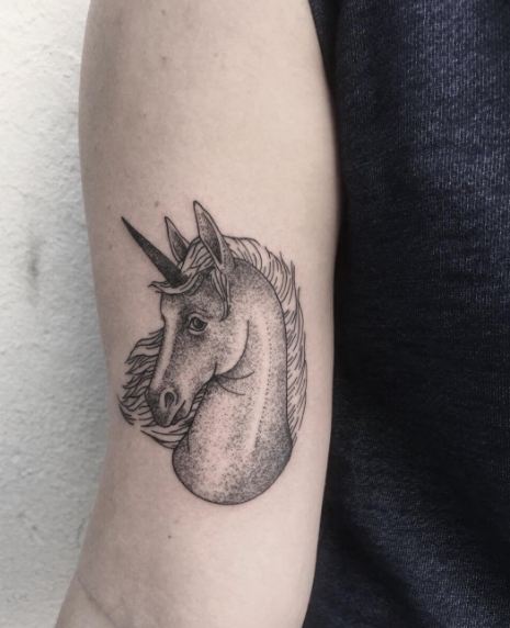 Tatuajes Unicornio Gris