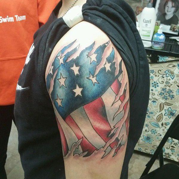 15160916 Tatuajes de la bandera americana