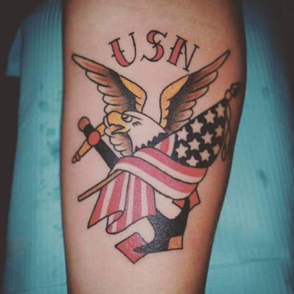 12160916 Tatuajes de la bandera americana