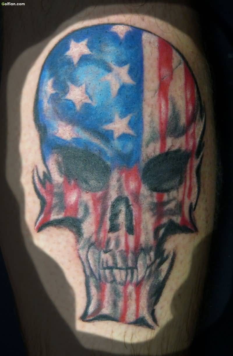 Tatuaje De Calavera Con Bandera Americana