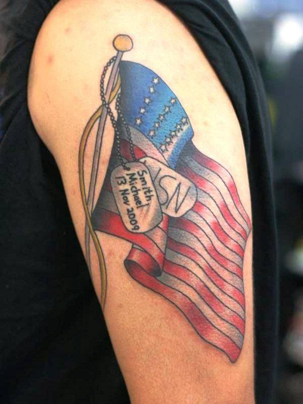 21160916 Tatuajes de la bandera americana