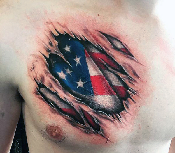 Tatuaje en el pecho, bandera de Estados Unidos patriótica increíble en 3D