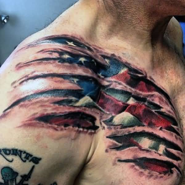 Tatuaje en el pecho, bandera americana patriótica en 3D