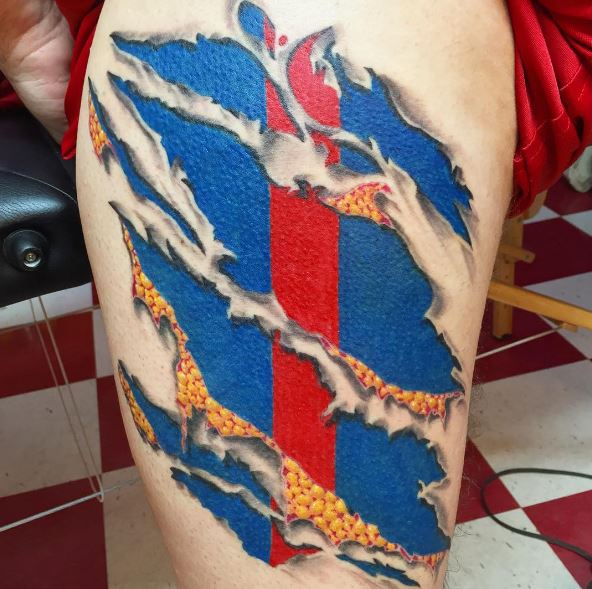 Tatuajes del cuerpo de marines en 3D en el bíceps