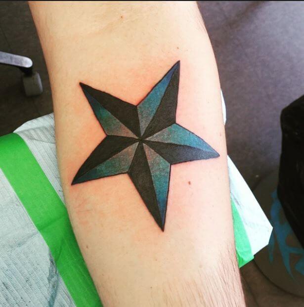 Tatuaje De Estrella De La Suerte