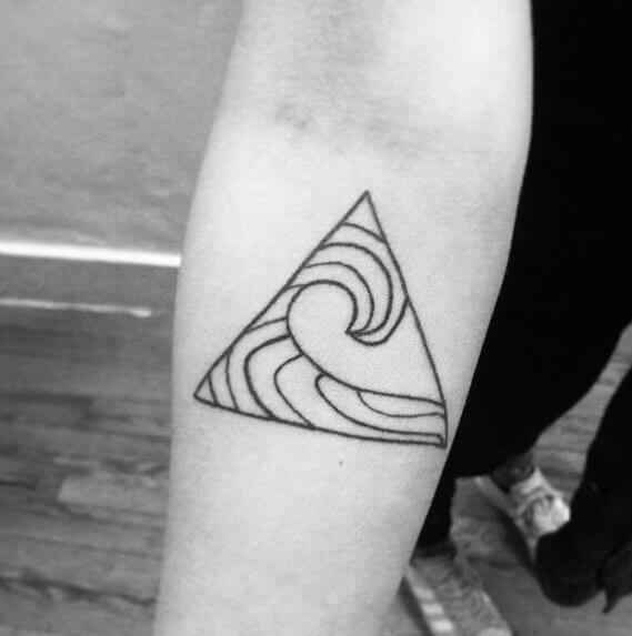 Tatuaje Triángulo Pequeño