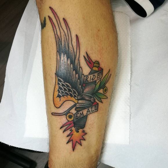 Tatuaje de águila en el brazo 12