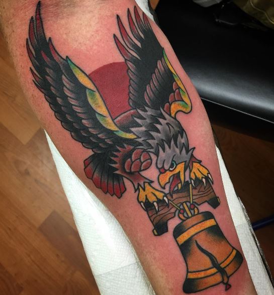 Tatuaje de águila en el brazo 14