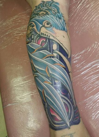 Tatuaje de águila en el brazo 34