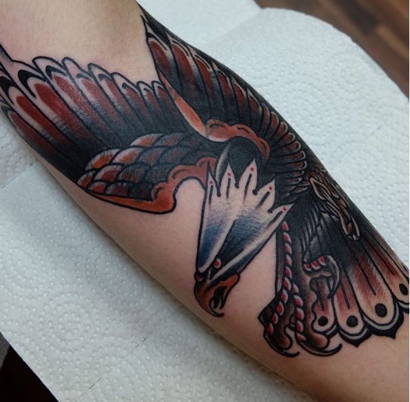 Tatuaje De Águila En La Muñeca