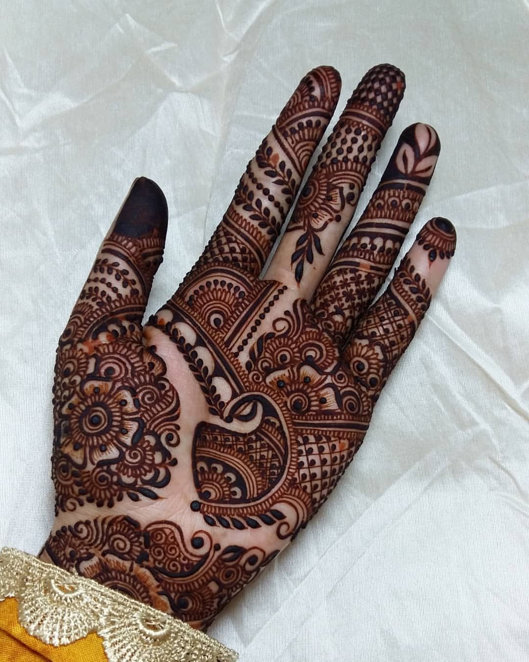 Imágenes de Marwari Mehndi Design (171)