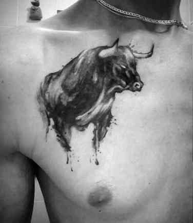 Pequeños diseños de tatuajes de toros simples (54)