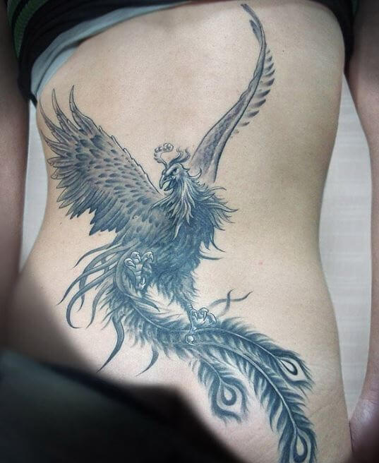 Reinas del tatuaje de Fénix en ascenso