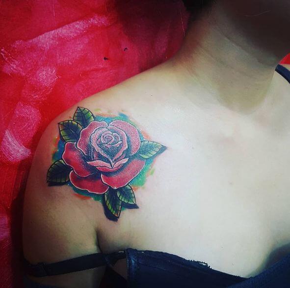 Rose Cover Up tatuajes femeninos