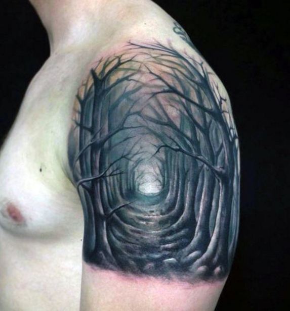 Tatuajes de manga de un cuarto de bosque espeluznante