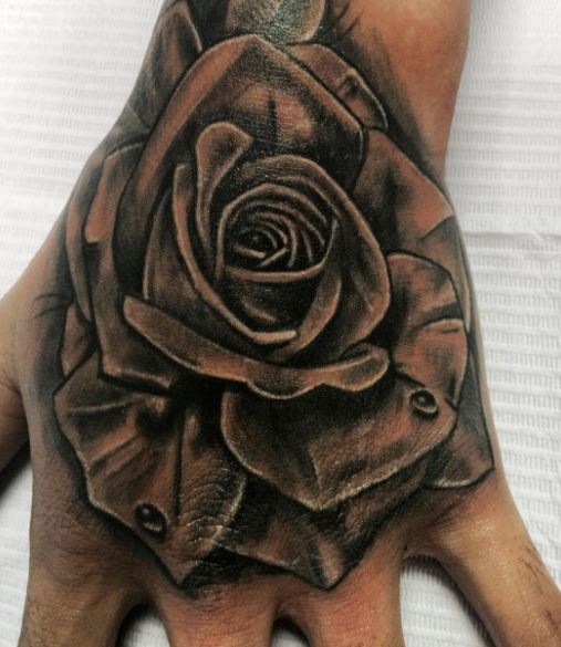Tatuajes De Rosas Negras