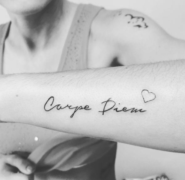 Tatuajes De Corazón Con Carpe Diem