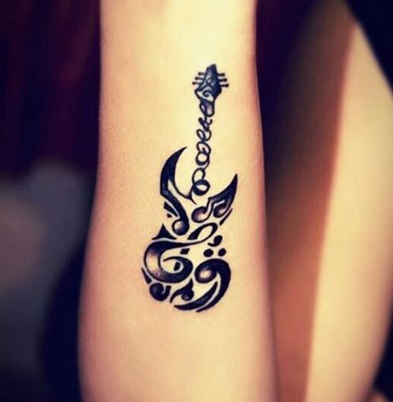 Tatuaje de música en el brazo 4