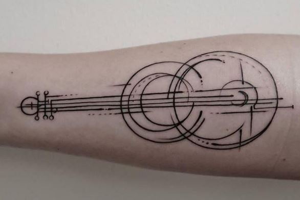 Tatuaje de musica en el brazo 18