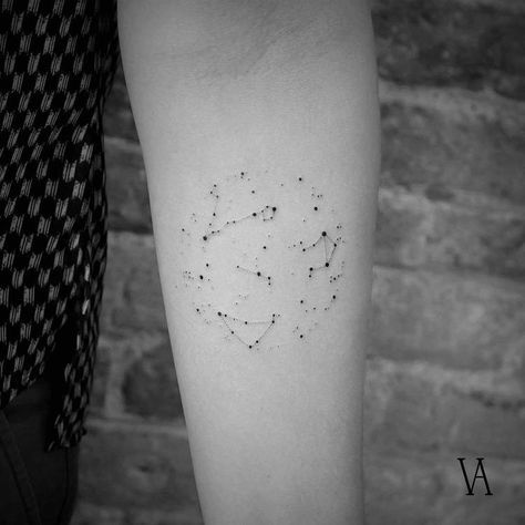 Orion Constellation Hunter Belt Nebula Diseños de tatuajes Ideas (19)