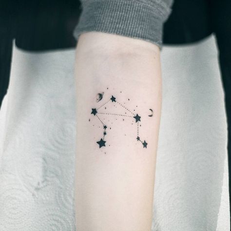 Orion Constellation Hunter Belt Nebula Diseños de tatuajes Ideas (32)