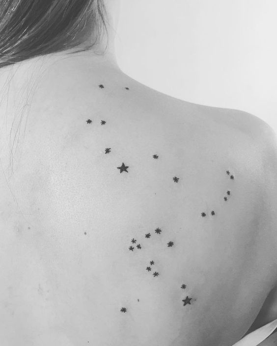 Orion Constellation Hunter Belt Nebula Diseños de tatuajes Ideas (40)