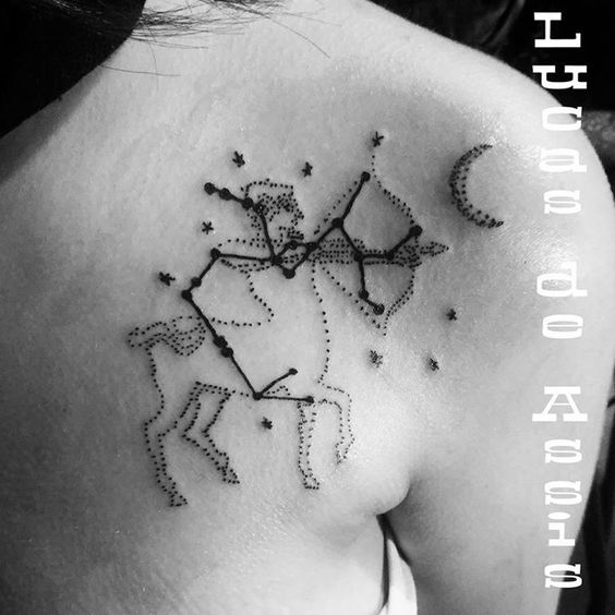 Orion Constellation Hunter Belt Nebula Diseños de tatuajes Ideas (48)