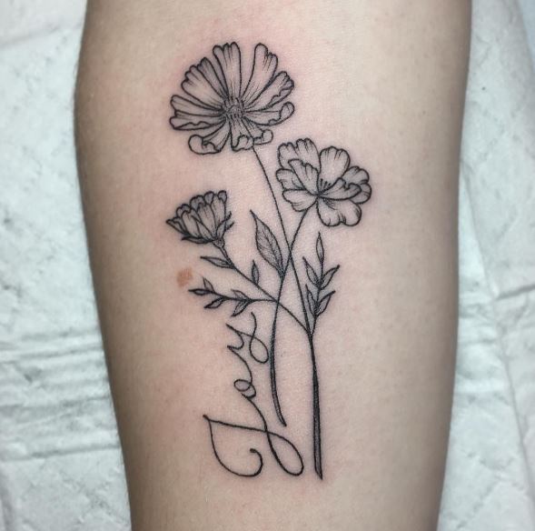 Diseño de tatuajes florales en las manos
